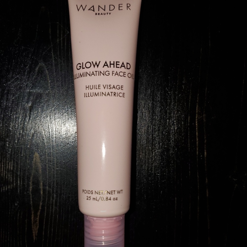Wander Beauty Glow Ahead Illuminating Face Oil